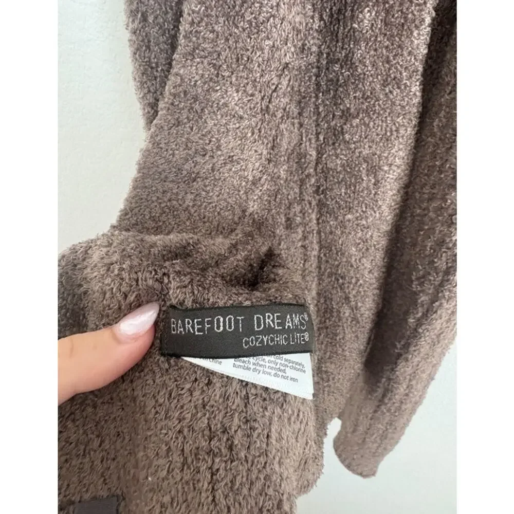 NWOT Barefoot Dreams Cozy Chic Lite Ribbed Scarf in Taupe
